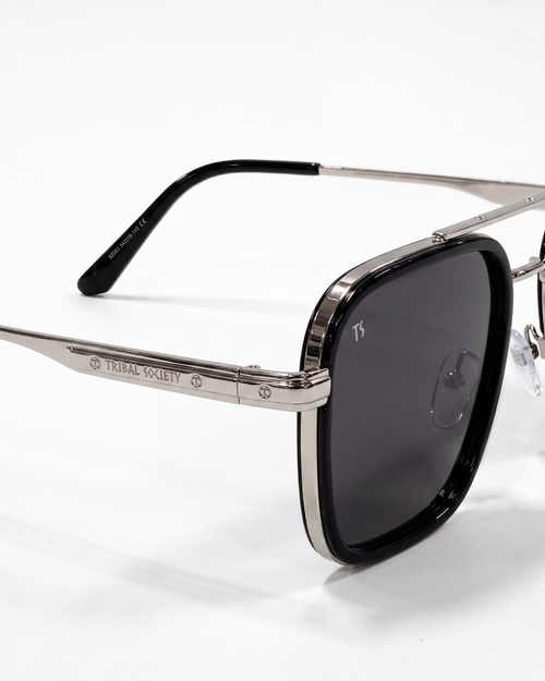 TS9 - Silver/ Black