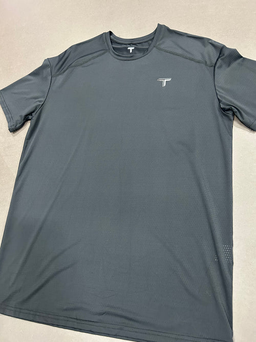 RESELL: Black Peak Tee, Medium