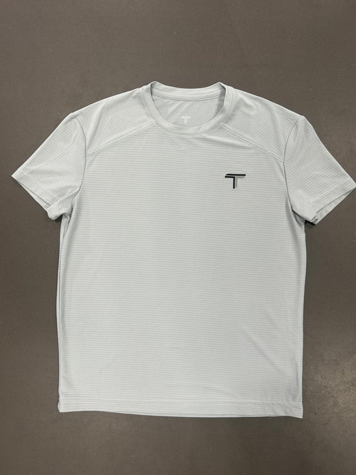 RESELL: Grey dynamic T-shirt age 8