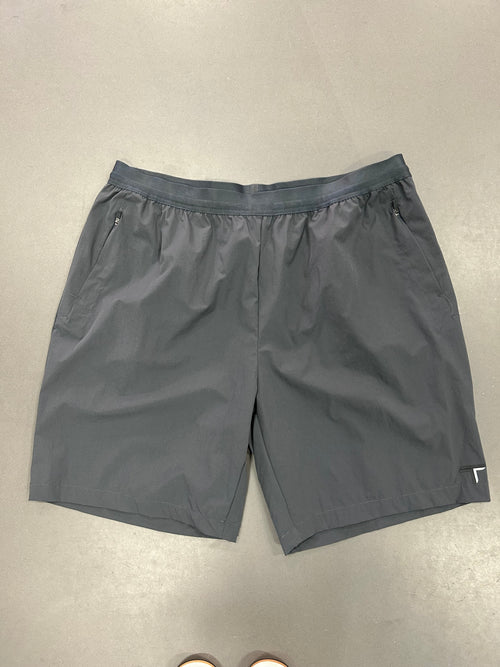 RESELL: Dark Grey T1 short XL