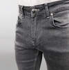 025 Regular Fit Jeans